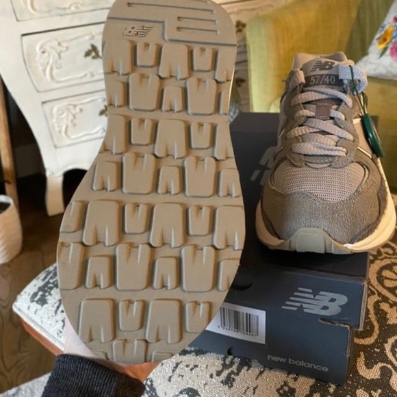 Women's New Balance Marblehead Sea Salt 57/40's - Picture 6 of 6